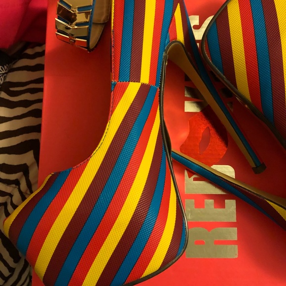 Shoes - Picture 2 of 2